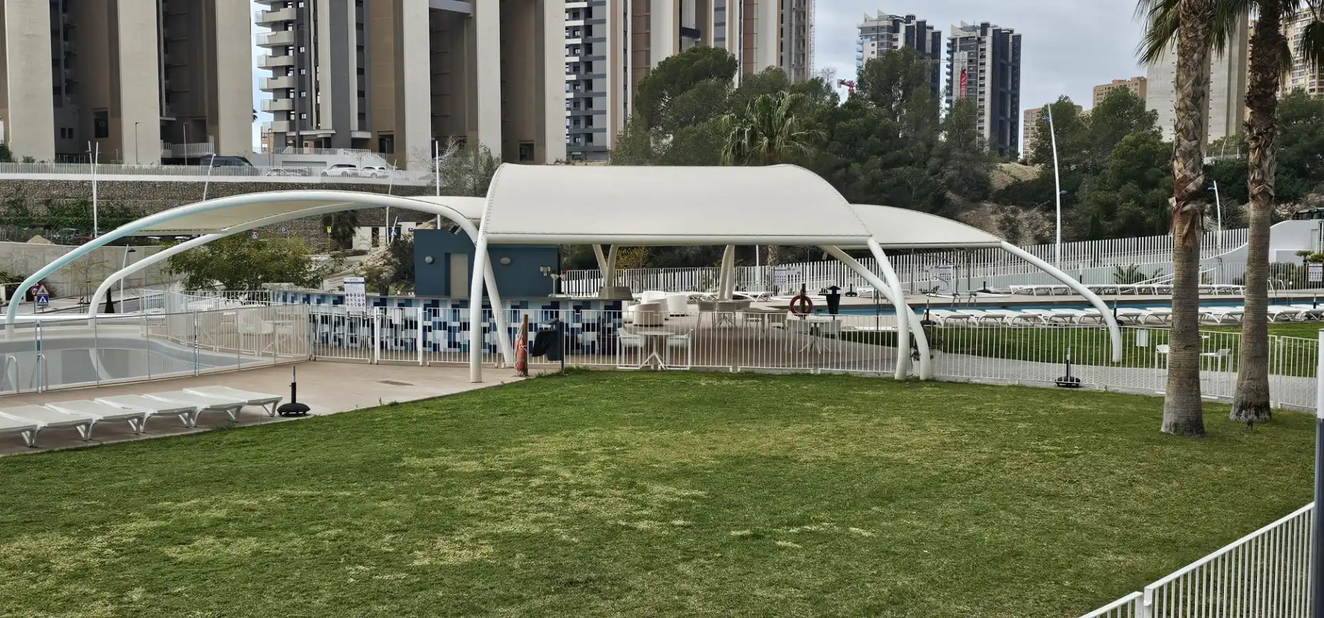 Mini appartamento con piscina in vendita a Avenida República Argentina, imagen 79