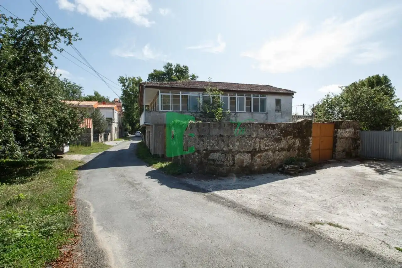 Casa amb terrassa en venda a Amoeiro, imagen 7