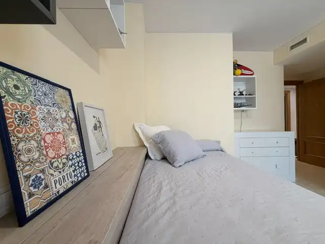 Habitación de Piso en venta en Castellón de la Plana / Castelló de la Plana con Calefacción y Trastero