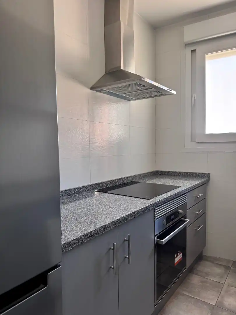 Cocina de Apartamento en venta en Cáceres con Aire acondicionado, Calefacción y Amueblado