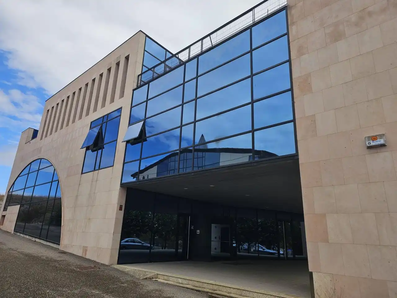 Außenansicht von Büro zur Miete in Vitoria - Gasteiz