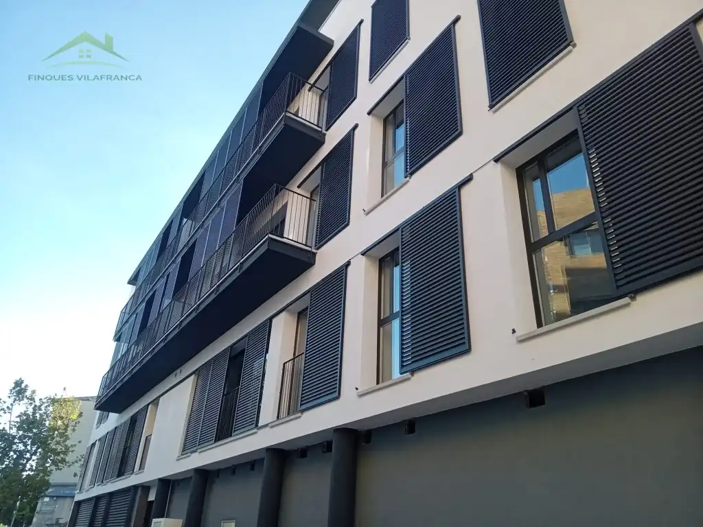 Vista exterior de Pis en venda en Vilafranca del Penedès