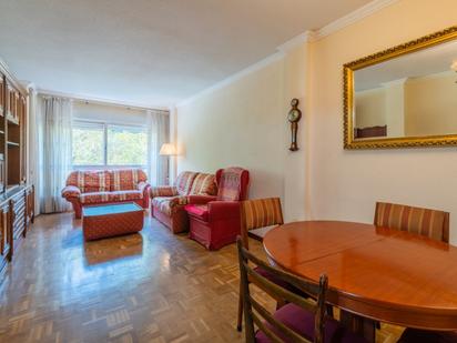 Living room of Flat for sale in Rivas-Vaciamadrid  with Heating, Furnished and Oven