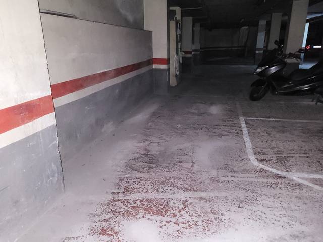 Garaje en Venta en Collblanc