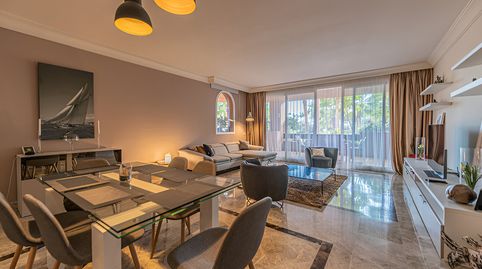 Foto 4 de Apartament en venda a Nueva Andalucía centro, Marbella