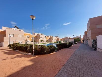 Exterior view of Single-family semi-detached for sale in  Almería Capital  with Heating, Terrace and Community pool