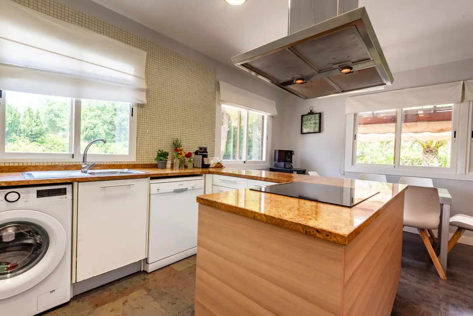 Cocina de Casa o chalet en venta en Ciudad Real con Aire acondicionado, Calefacción y Jardín privado