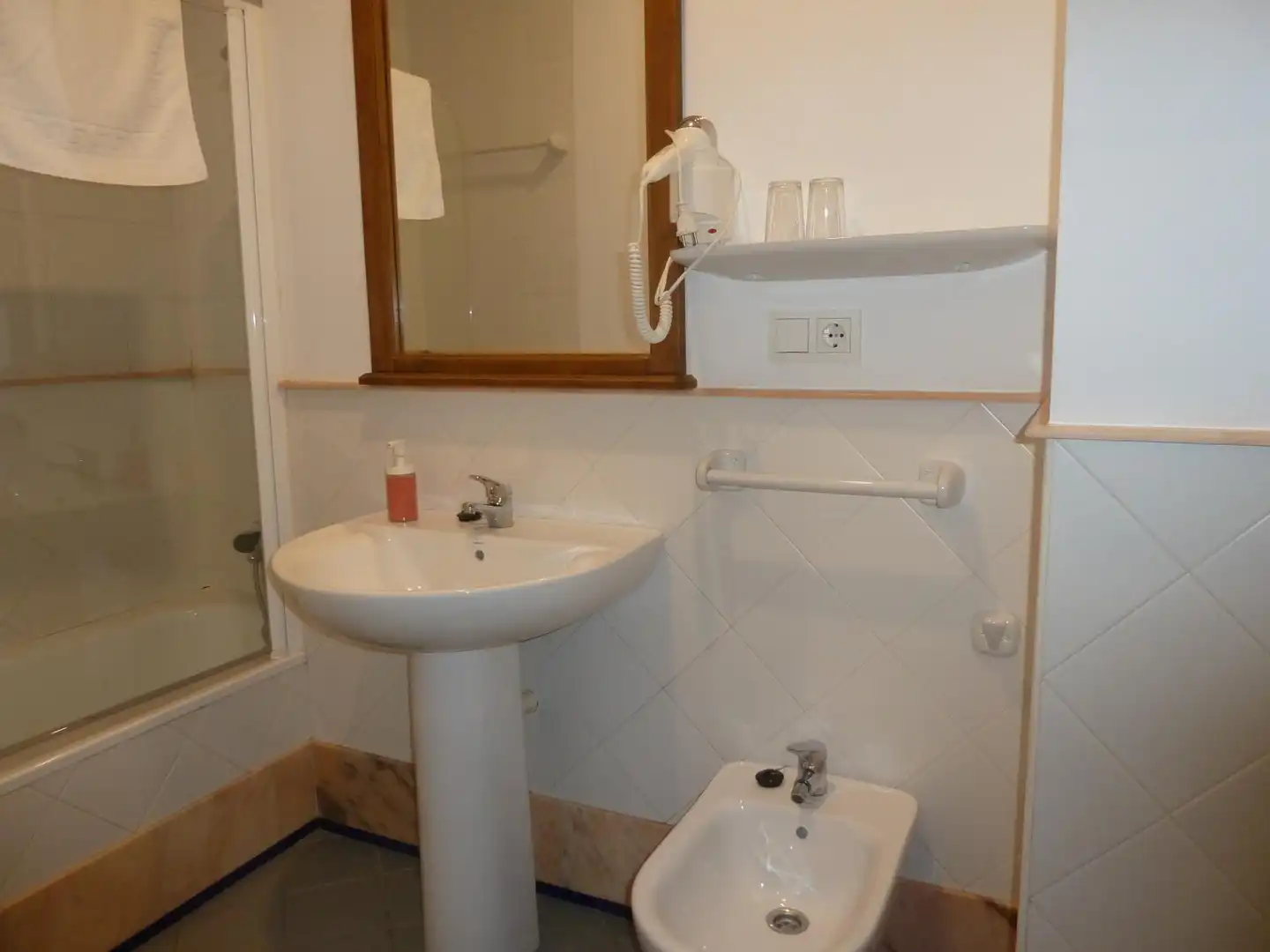 Badezimmer von Gebäude zum Verkauf in El Pedroso