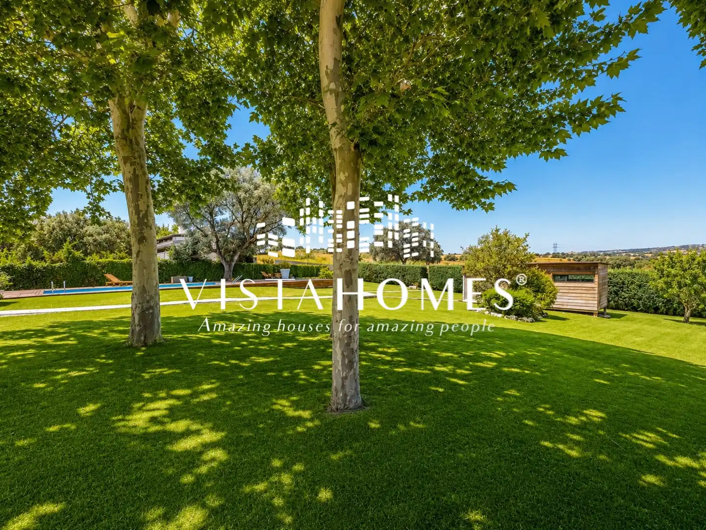 Vista exterior de Casa o xalet en venda en San Agustín del Guadalix amb Aire condicionat, Calefacció i Jardí privat