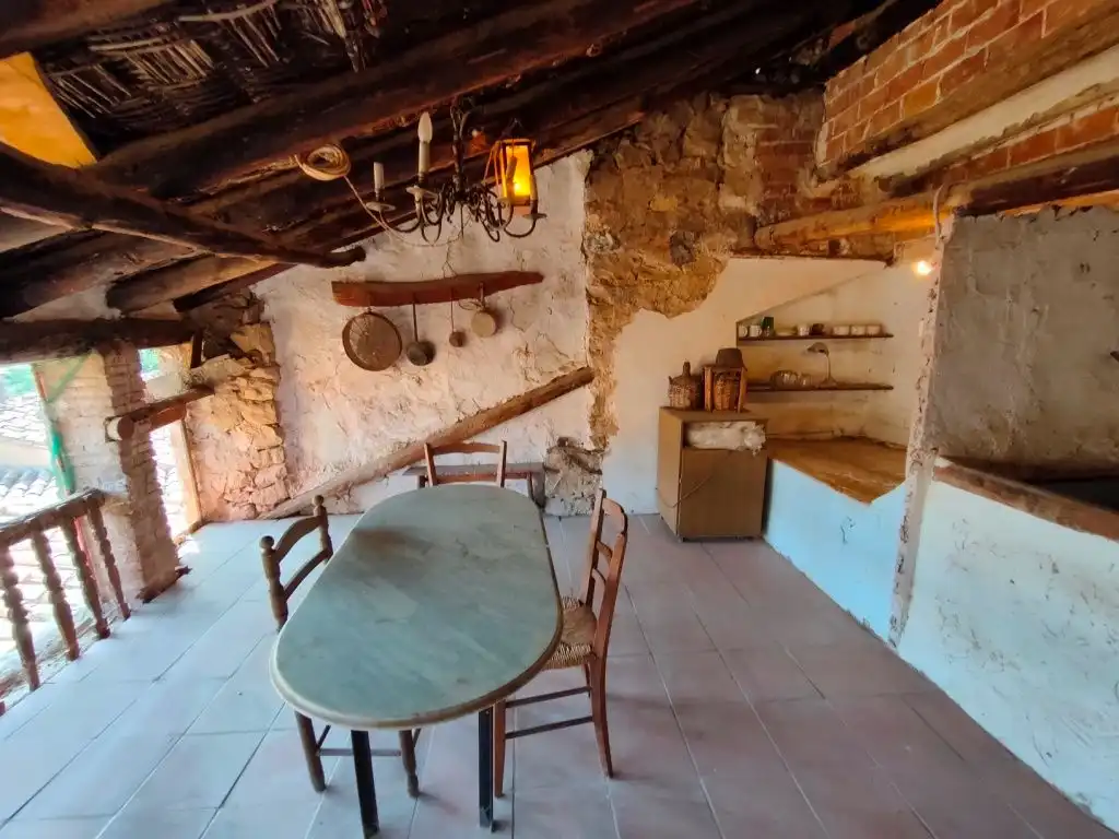 Küche von Einfamilien-Reihenhaus zum Verkauf in Valderrobres mit Heizung, Terrasse und Abstellraum