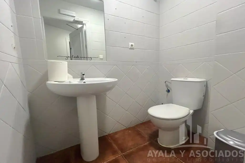 Local comercial en venda a Avenida Reina Victoria Eugenia, imagen 15