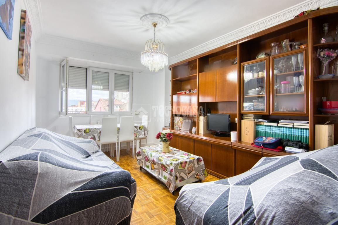 Sala d'estar de Pis en venda en Santander