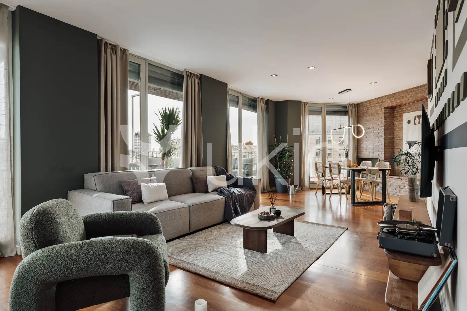 Sala de estar de Apartamento de alquiler en Barcelona con Aire acondicionado, Calefacción y Terraza