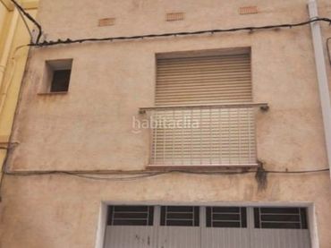 Casa bifamiliare in vendita a Carrer de Sant Roc 23