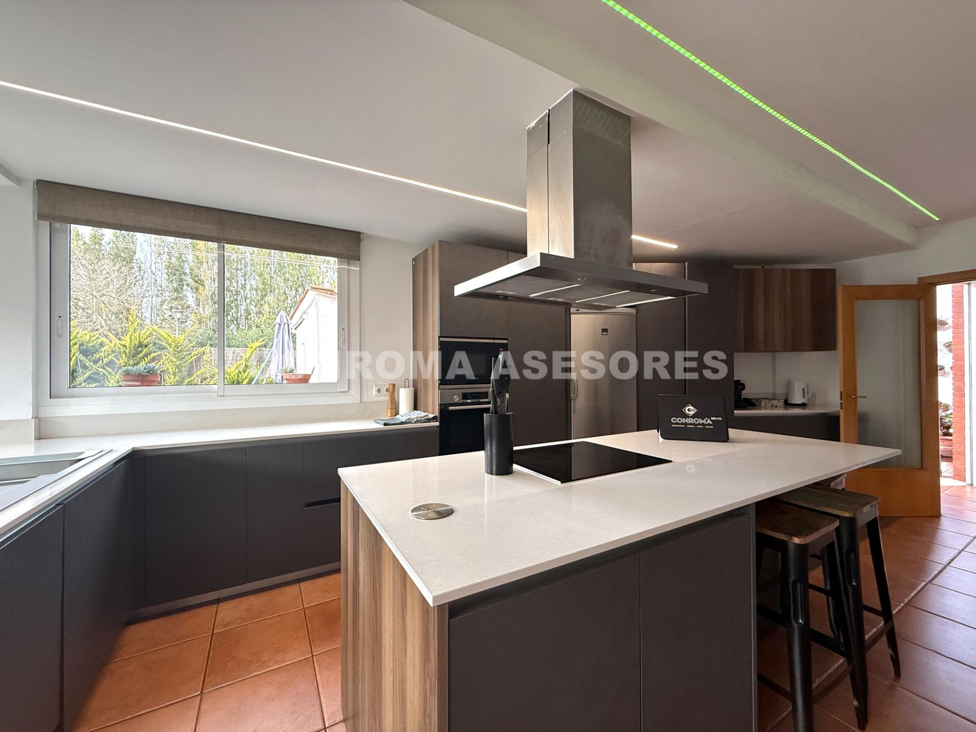Kitchen of House or chalet for sale in Tordera  with Air Conditioner, Heating and Private garden