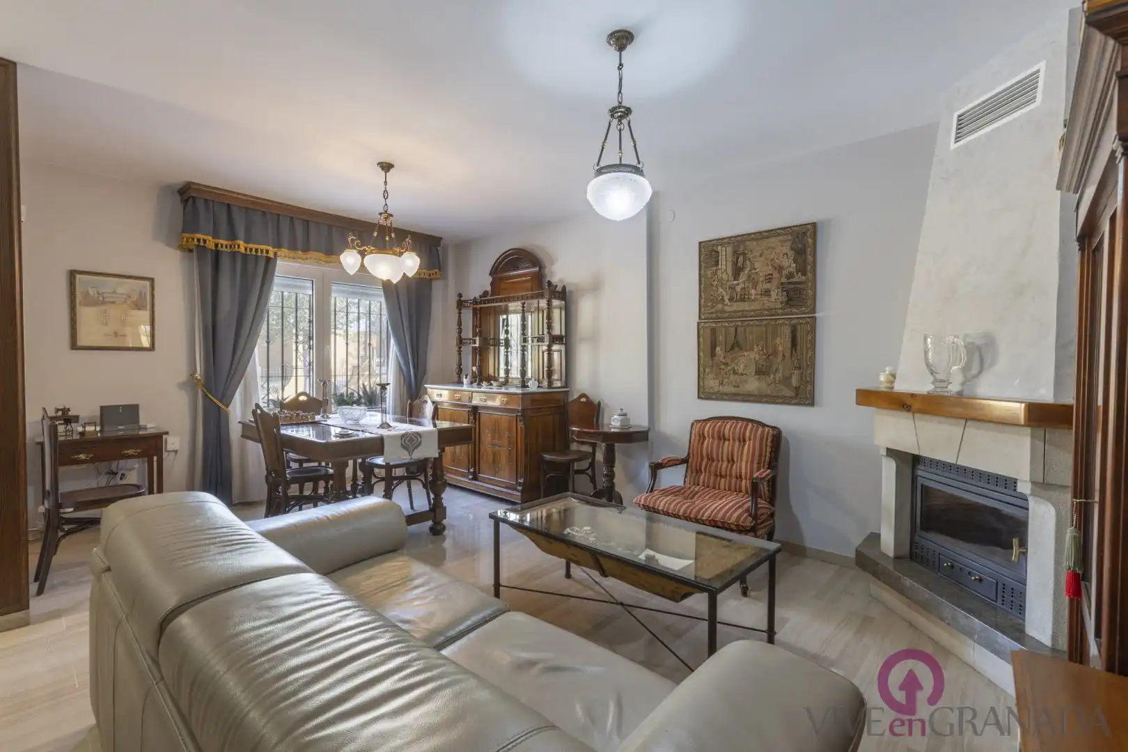 Sala de estar de Casa adosada en venta en Maracena con Terraza y Balcón