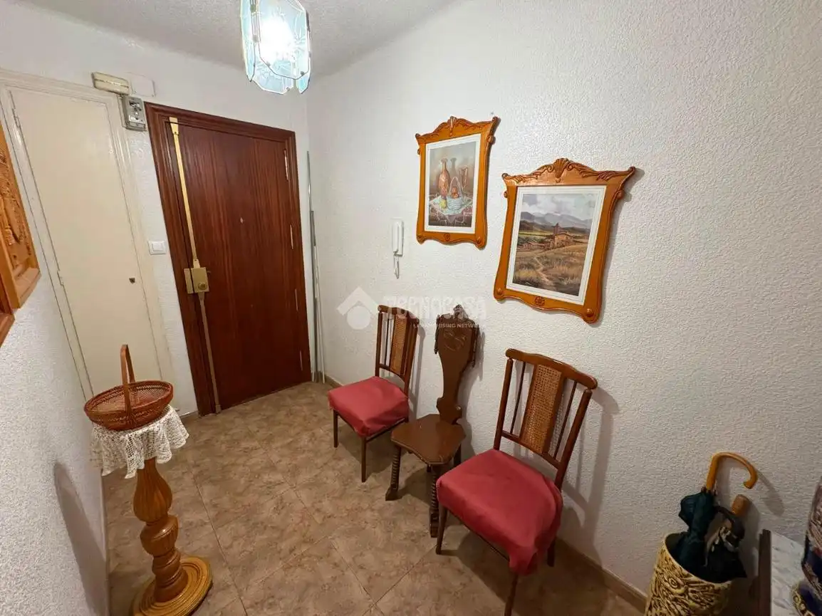 Flat for sale in Alicante / Alacant  with Furnished and Balcony