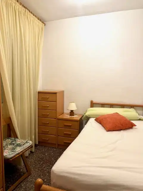 Bedroom of Flat for sale in Cerdanyola del Vallès  with Heating, Oven and Balcony