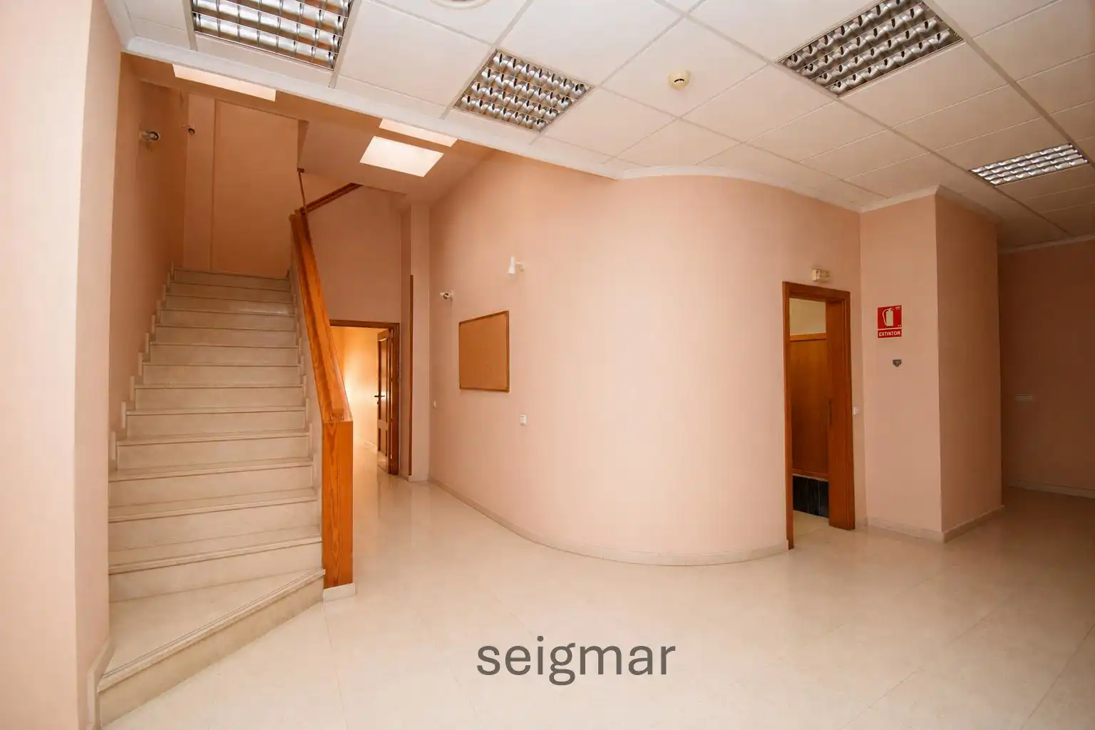 Business premises for sale in Calle Caballero de Rodas, imagen 4