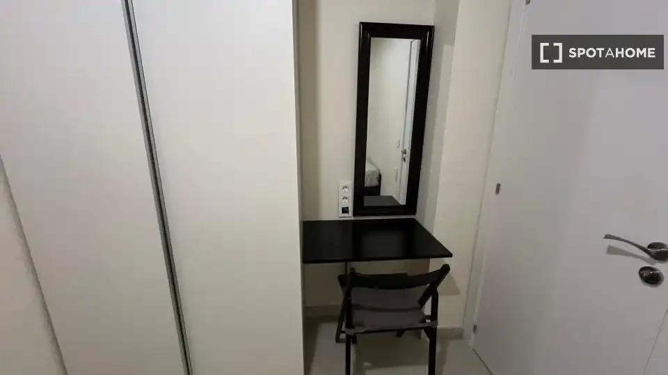 Flat with terrace to rent in L'Eixample, imagen 17