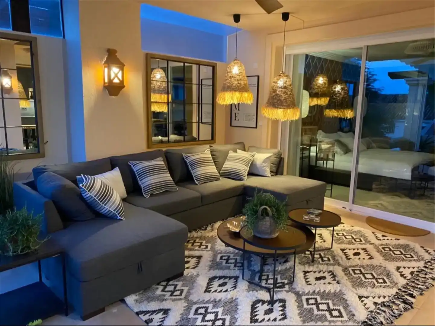 Sala d'estar de Apartament en venda en Marbella amb Aire condicionat i Piscina