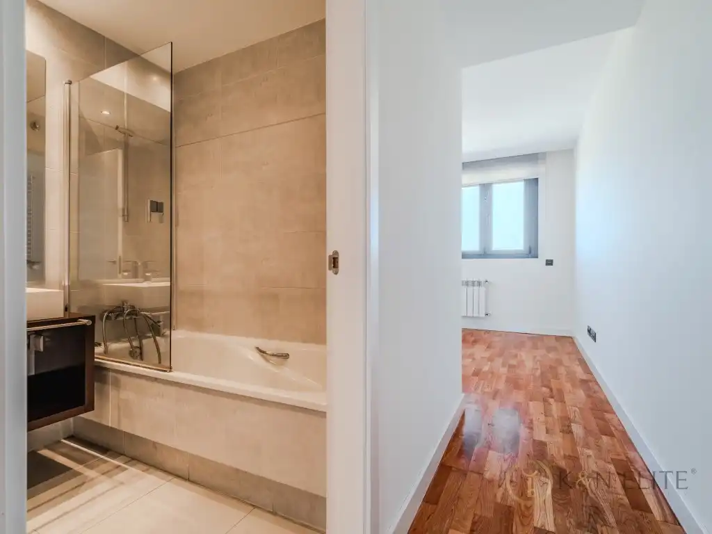 Flat with pool to rent in Calle Cesar Cort Boti, imagen 7
