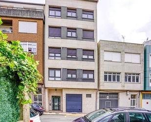 Vista exterior de Àtic de lloguer en Carballo amb Calefacció