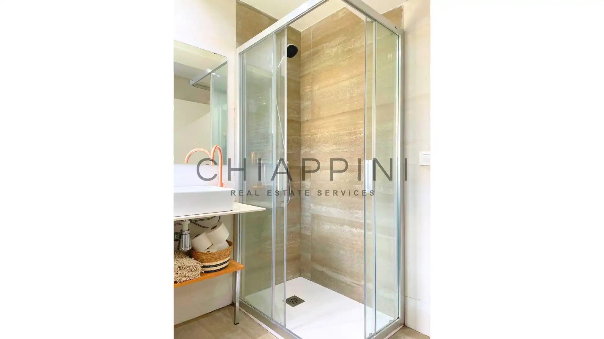 Baño de Apartamento en venta en Castell d'Aro, Platja d'Aro i s'Agaró con Aire acondicionado, Calefacción y Terraza