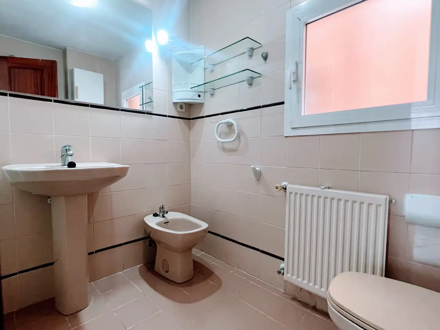 Baño de Piso de alquiler en San Sebastián de los Reyes con Calefacción
