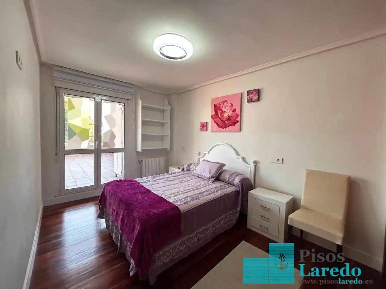 Bedroom of Flat for rent in Laredo  with Heating, Terrace and Furnished