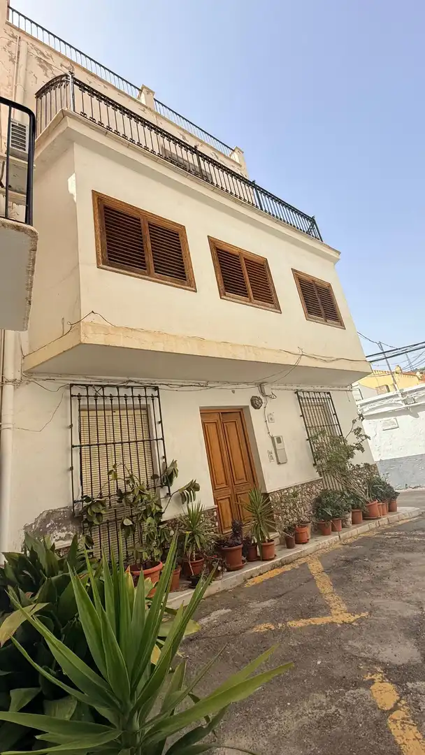 Country homes for sale in Macael
