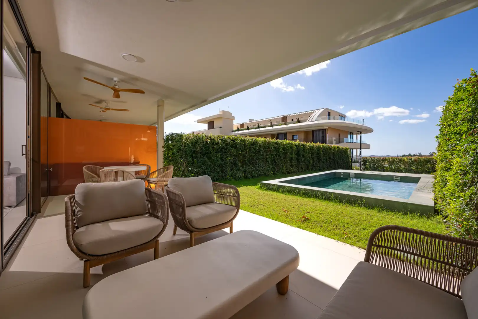 Terrassa de Planta baixa en venda en Fuengirola amb Aire condicionat, Jardí privat i Terrassa