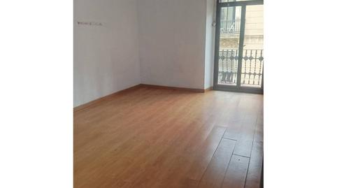 Foto 3 de Piso en venta en Calle Nou de la Rambla, El Raval,  Barcelona Capital