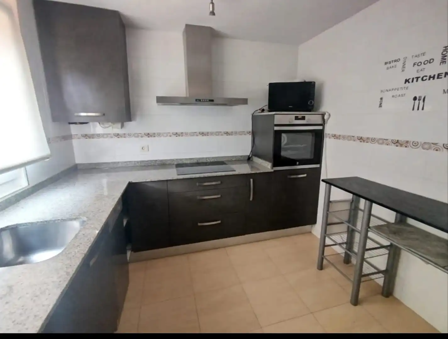 Cocina de Casa adosada en venta en Penagos con Calefacción, Jardín privado y Parquet