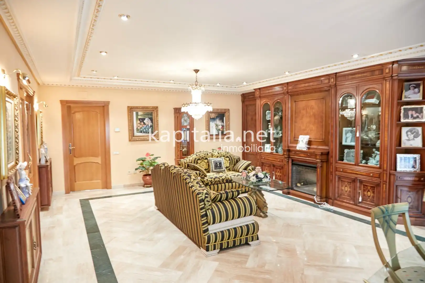 Sala de estar de Casa adosada en venta en Albaida con Aire acondicionado, Terraza y Trastero
