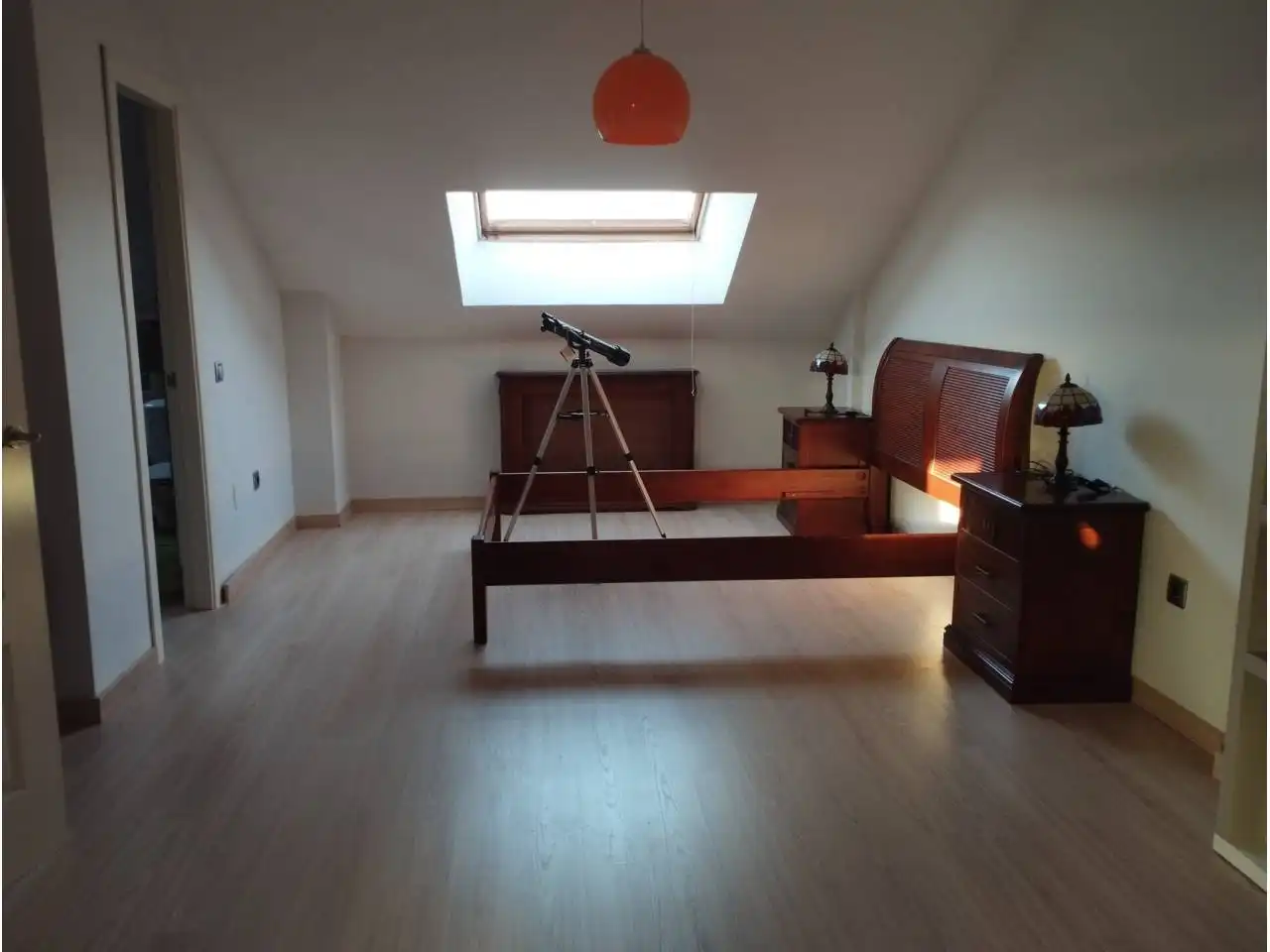 Habitación de Casa adosada en venta en Ciudad Real con Aire acondicionado, Calefacción y Jardín privado