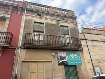 Casa en venta en Carrer del Mall 42
