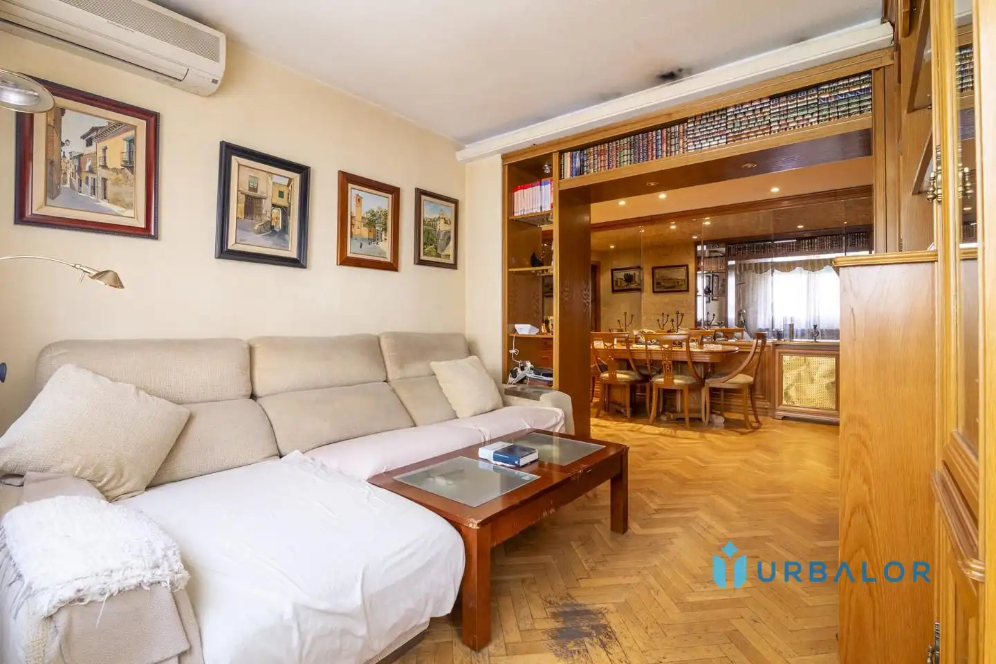 Wohnzimmer von Wohnung zum Verkauf in Alcorcón mit Klimaanlage, Heizung und Parkett
