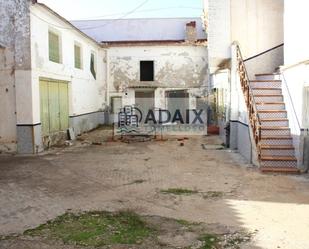 Vista exterior de Casa o xalet en venda en Socuéllamos amb Terrassa