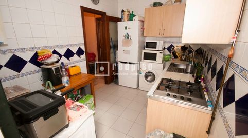 Foto 4 de Piso en venta en De Daniel Defoe, Cortijo Alto, Málaga Capital