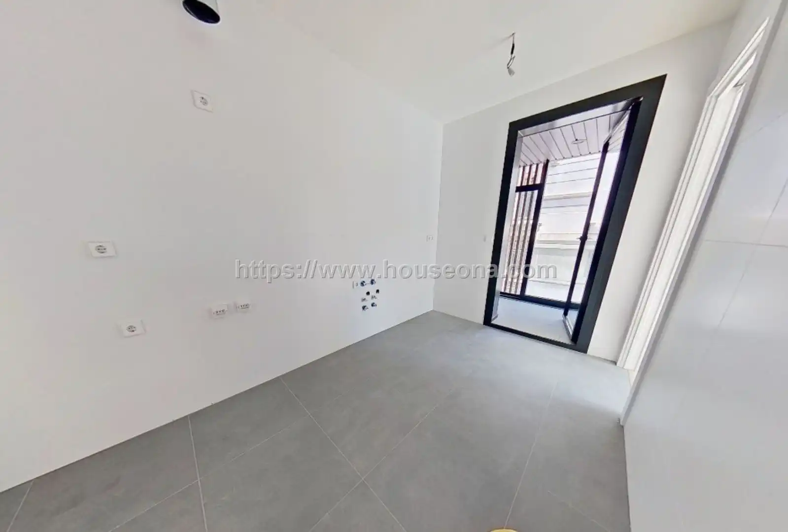 Piso de alquiler en Bilbao  con Terraza, Trastero y Balcón