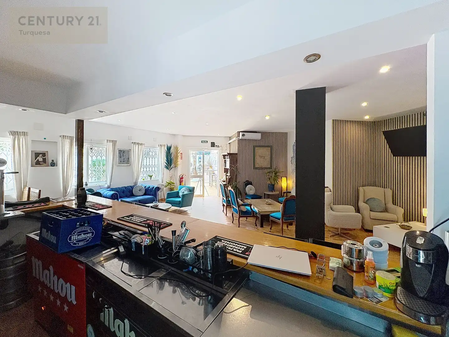 Living room of Commercial properties for transfer in Benalmádena  with Air Conditioner