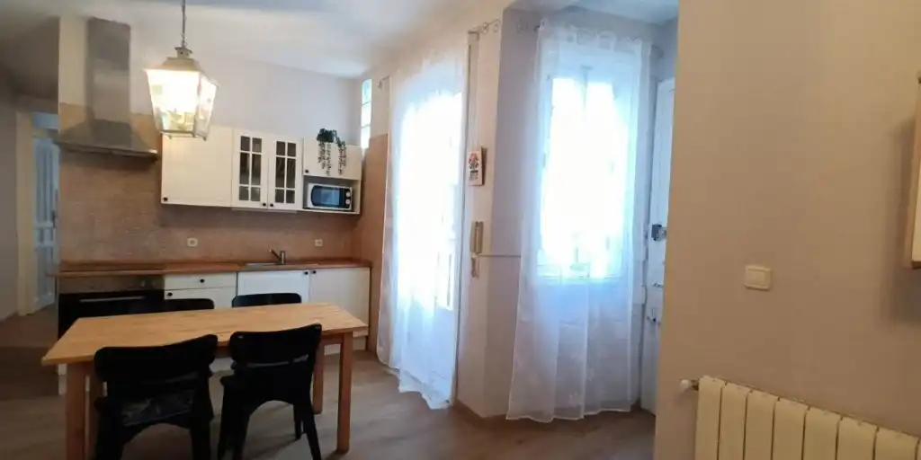 Cocina de Piso en venta en Madrid con Calefacción, Amueblado y Horno