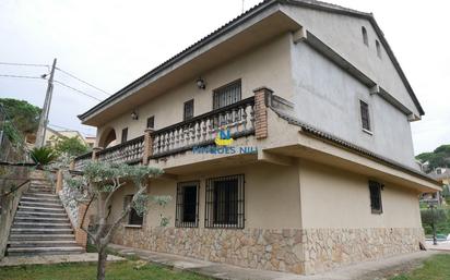 Exterior view of House or chalet for sale in Maçanet de la Selva  with Terrace and Swimming Pool