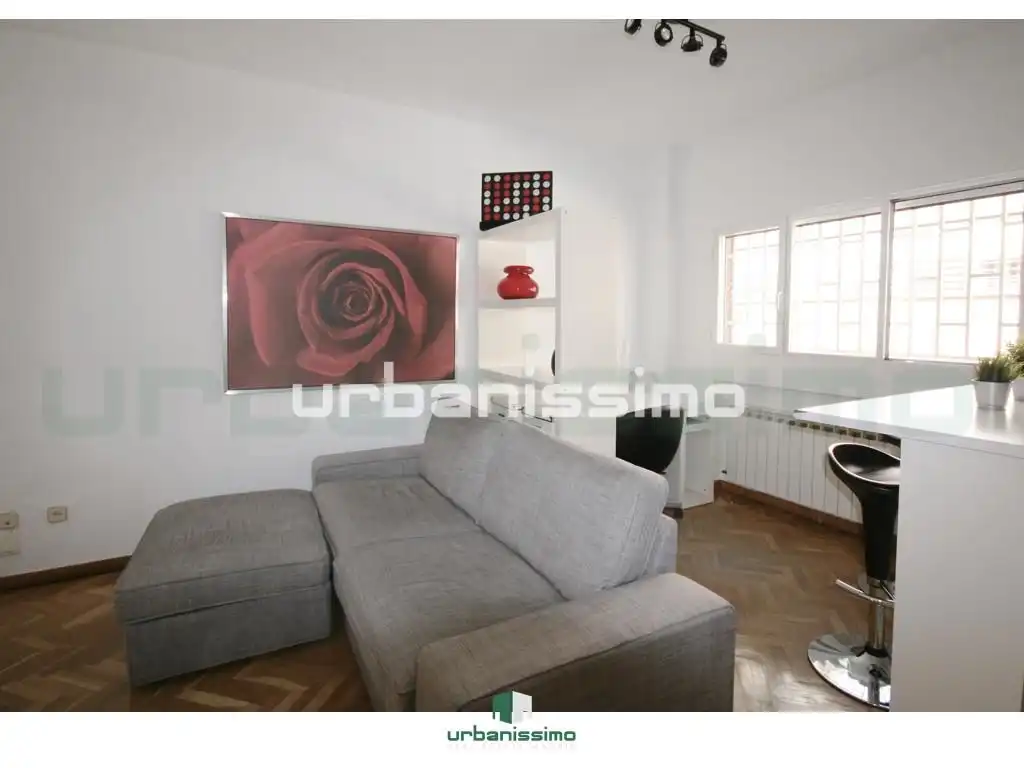 Apartament de lloguer a Esperanza Sánchez Carrascosa, Valdeacederas