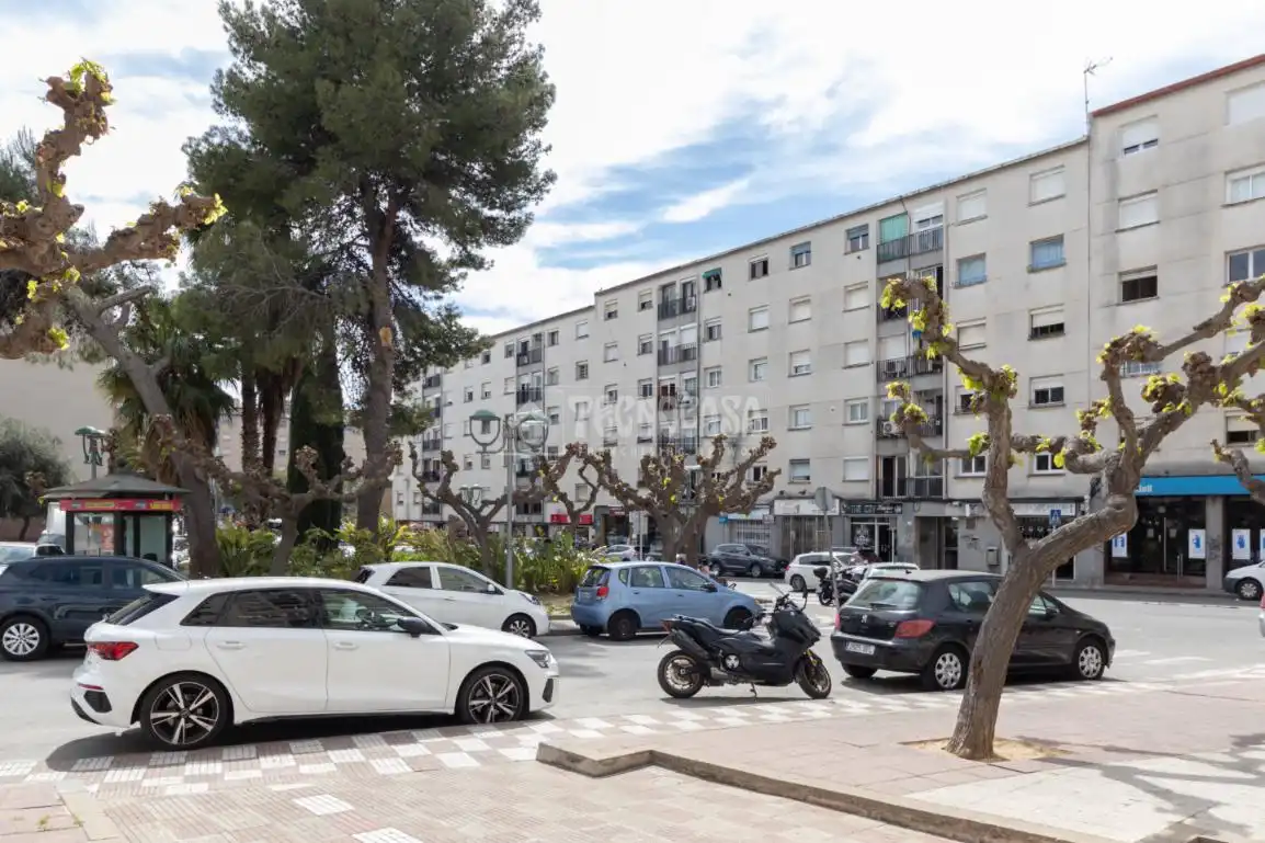 Vista exterior de Pis en venda en Tarragona