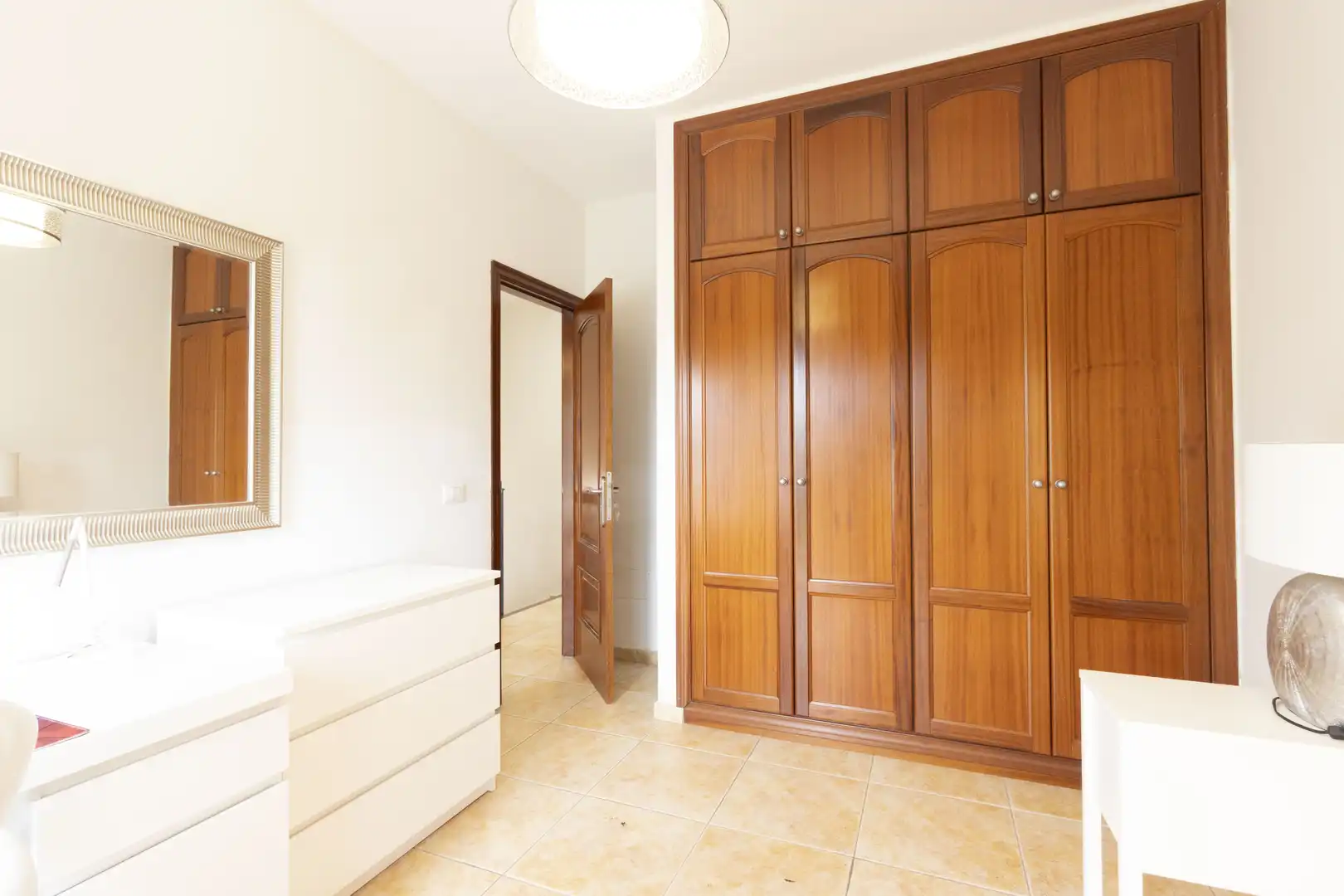 Schlafzimmer von Einfamilien-Reihenhaus zum Verkauf in Puerto de la Cruz mit Klimaanlage, Heizung und Privatgarten