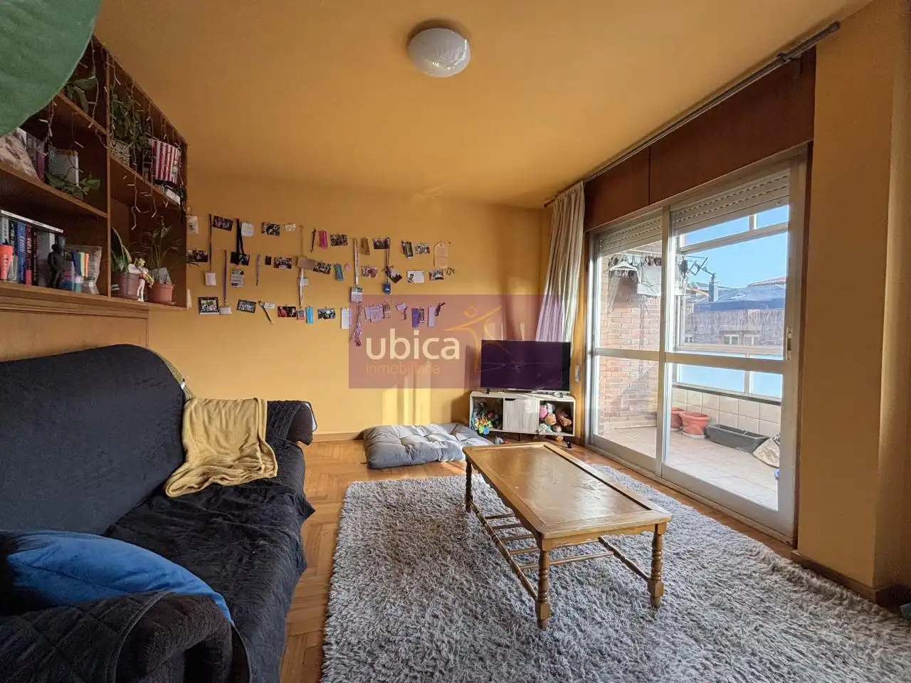 Sala de estar de Piso en venta en O Porriño   con Calefacción, Parquet y Terraza
