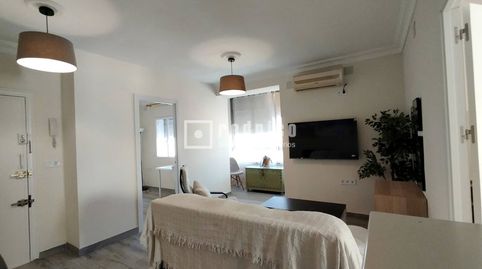 Foto 3 von Wohnung zur Miete in De López de Gomara, Triana Este, Sevilla Capital