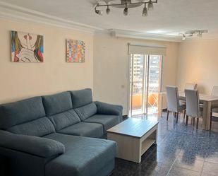 Sala d'estar de Pis de lloguer en  Santa Cruz de Tenerife Capital amb Moblat, Forn i Rentadora